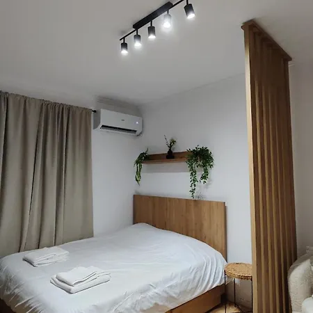 New Bazaar Retreat 2 * Tirana