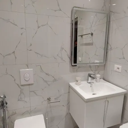 New Bazaar Retreat 2 Appartamento Tirana