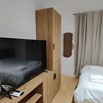 New Bazaar Retreat 2 Apartment *