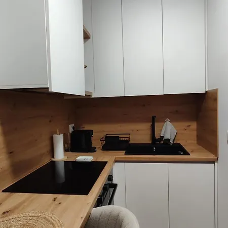 New Bazaar Retreat 2 *