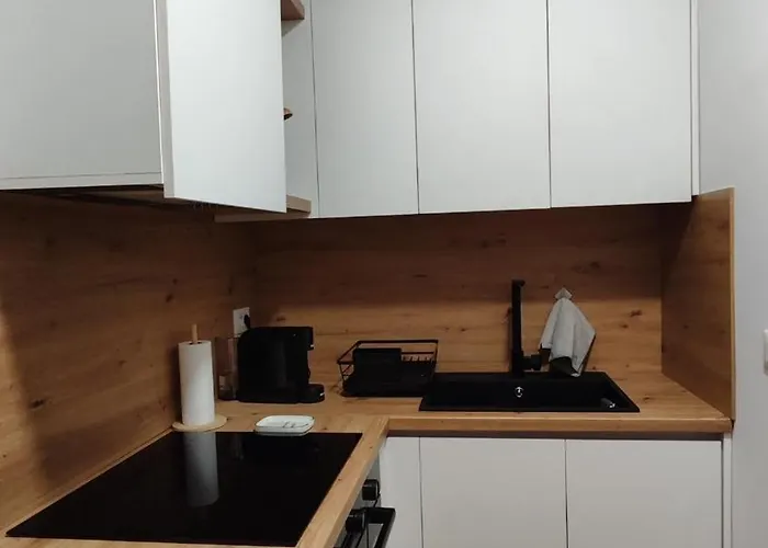 New Bazaar Retreat 2 *